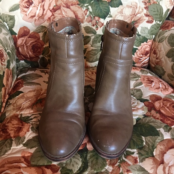 Lucky Brand Booties 🍀 - Picture 2 of 7